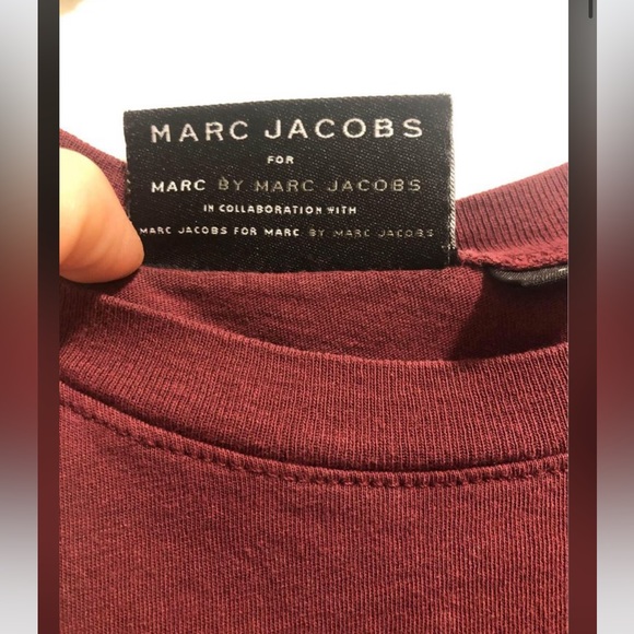 Marc Jacobs T Shirt with Skull/Flower Design Size Med - Picture 8 of 10